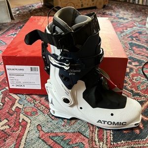 Atomic Backland Pro W Ski Boot